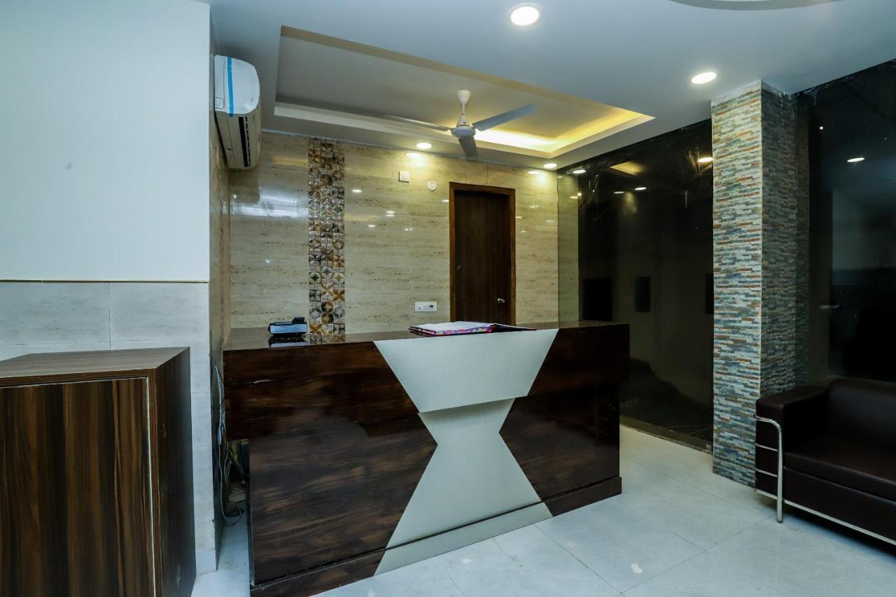 Hotel Moreton Igi Airport Új-Delhi Kültér fotó