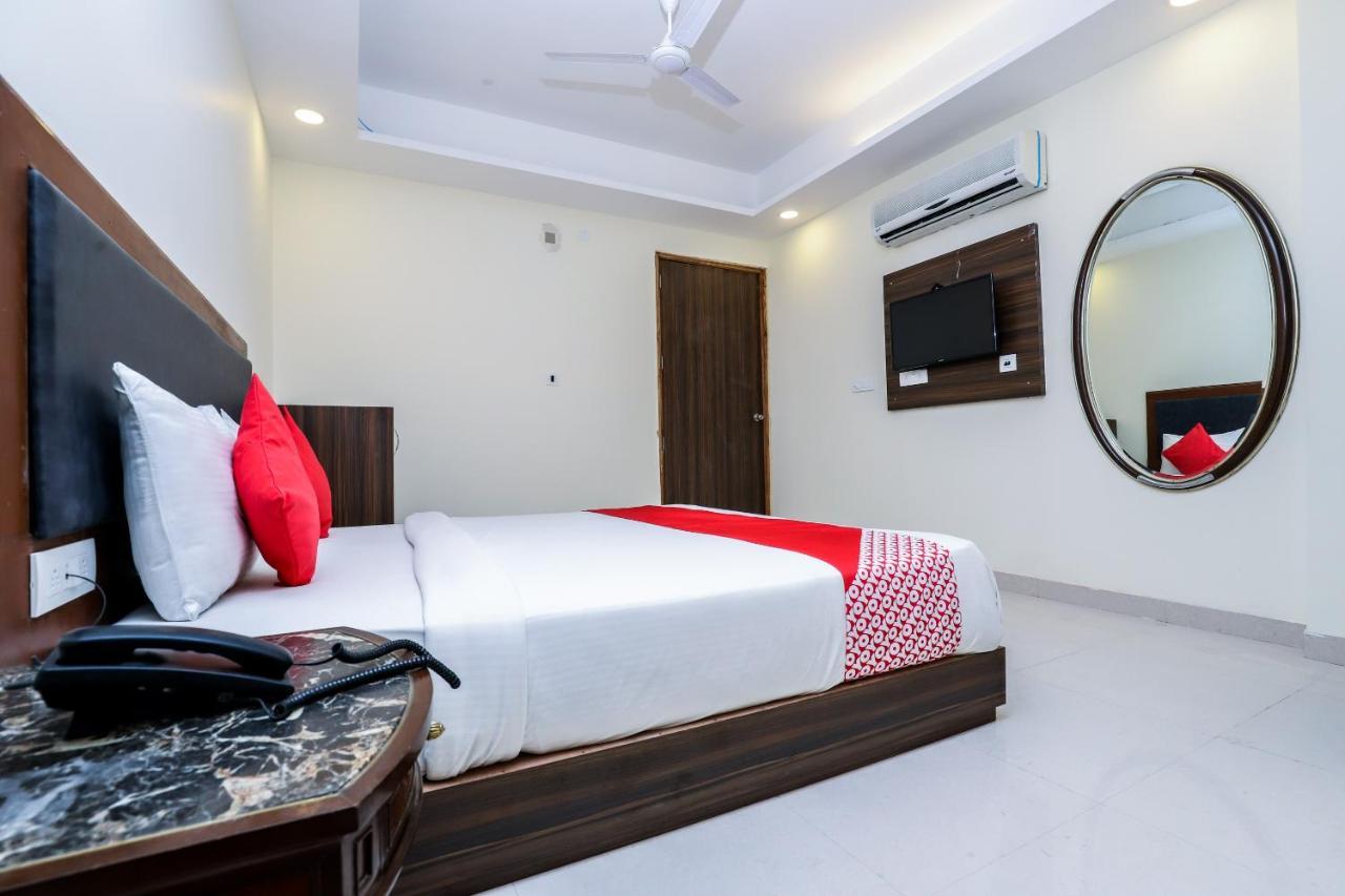 Hotel Moreton Igi Airport Új-Delhi Kültér fotó